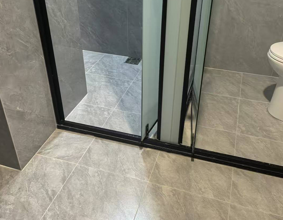 Vagens pré-fabricadas do banheiro da superfície da laje da rocha do azulejo